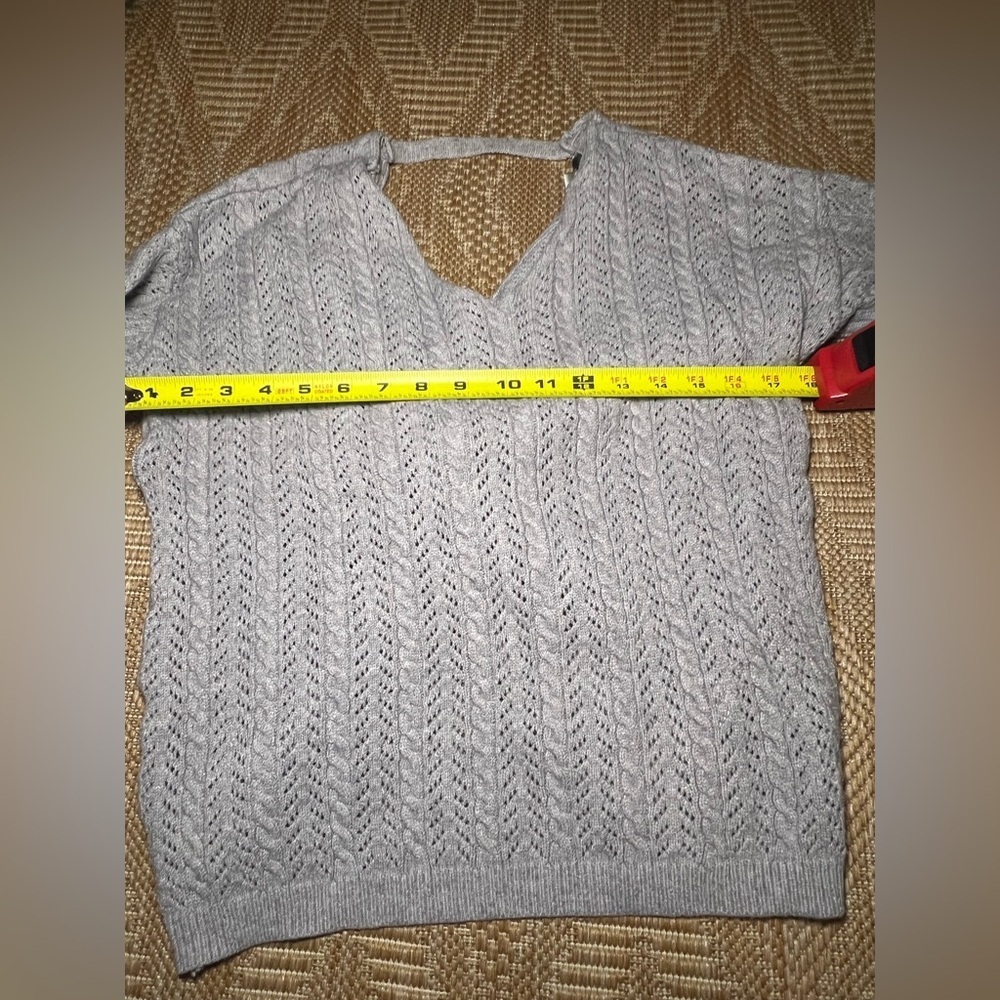 Jodifl Women's Light Gray Knit Sweater, Criss Cross Knot Back, Size S - Picture 7 of 9